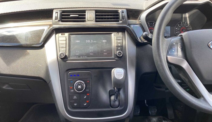 2017 Mahindra KUV 100 NXT K8 P 6 STR, Petrol, Manual, 29,151 km, Air Conditioner