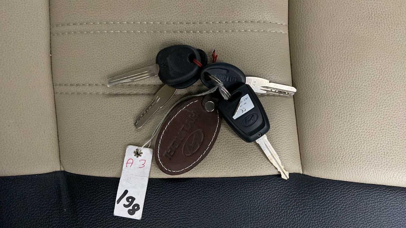 2019 Hyundai NEW SANTRO SPORTZ MT, Petrol, Manual, 24,771 km, Key Close Up
