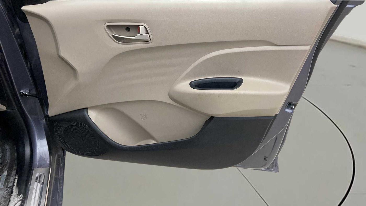 2019 Hyundai NEW SANTRO SPORTZ MT, Petrol, Manual, 24,771 km, Driver Side Door Panels Control