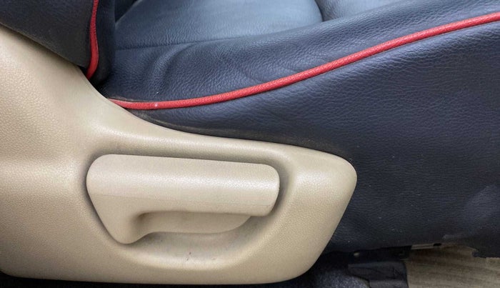 2013 Honda Brio S MT, Petrol, Manual, 58,318 km, Driver Side Adjustment Panel