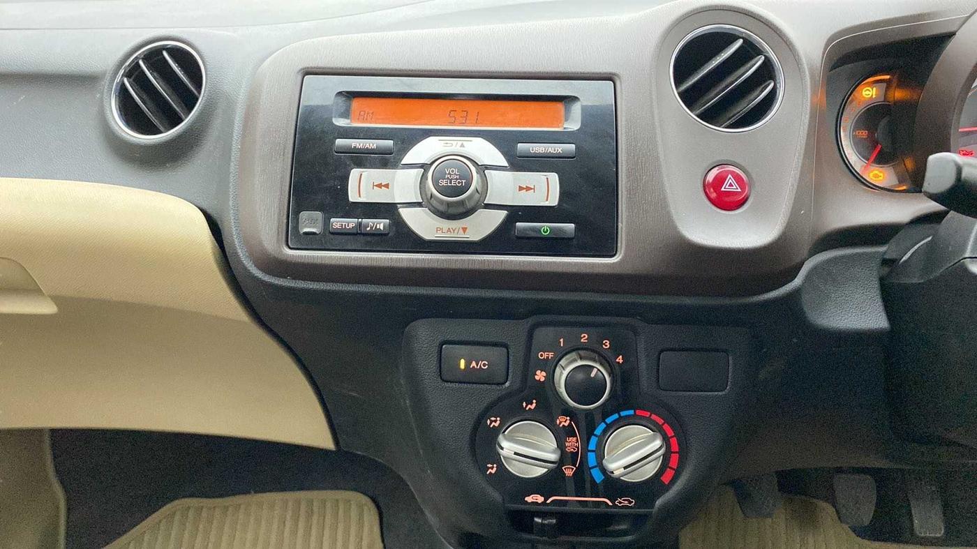 2013 Honda Brio S MT, Petrol, Manual, 58,318 km, Air Conditioner