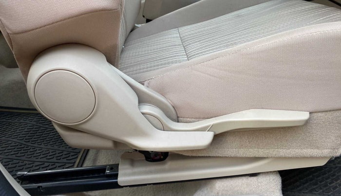 2020 Maruti Dzire ZXI AMT, Petrol, Automatic, 18,664 km, Driver Side Adjustment Panel