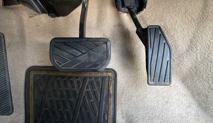 2020 Maruti Dzire ZXI AMT, Petrol, Automatic, 18,664 km, Pedals