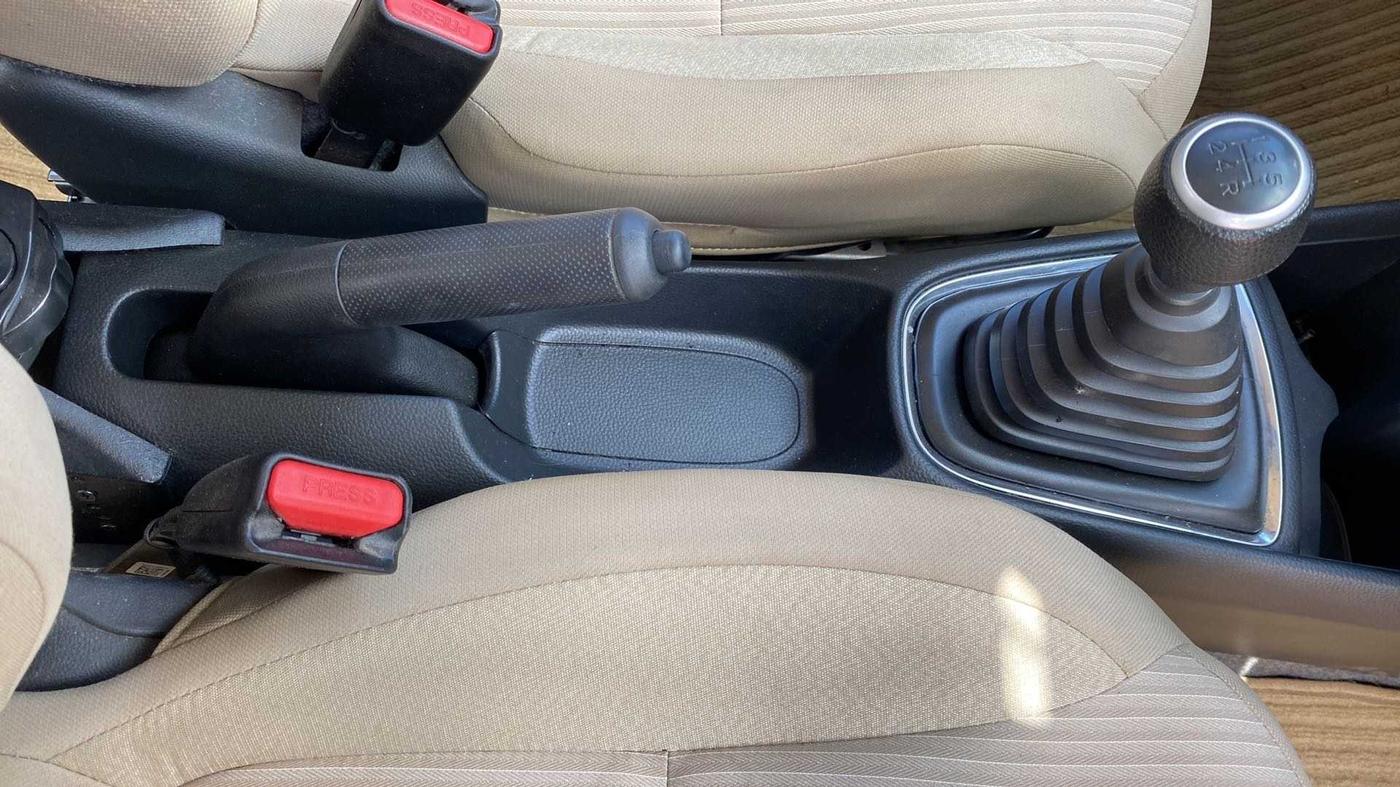 2019 Honda Amaze 1.2L I-VTEC V, Petrol, Manual, 24,237 km, Gear Lever