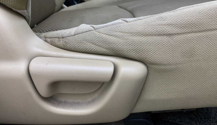 2013 Honda Brio V MT, Petrol, Manual, 61,406 km, Driver Side Adjustment Panel