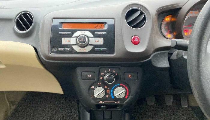 2013 Honda Brio V MT, Petrol, Manual, 61,406 km, Air Conditioner