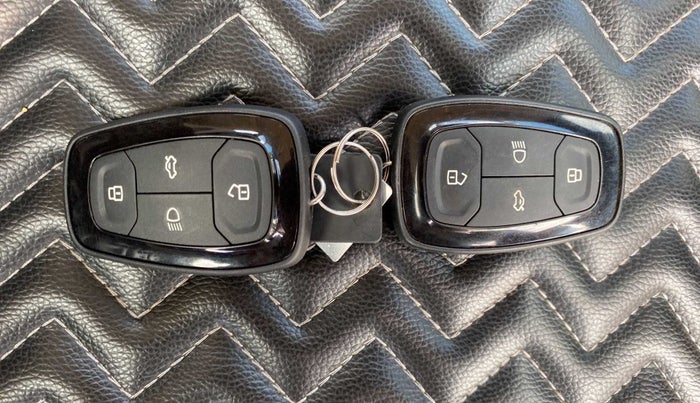 2022 Tata NEXON XZA PLUS (HS) PETROL, Petrol, Automatic, 15,908 km, Key Close Up