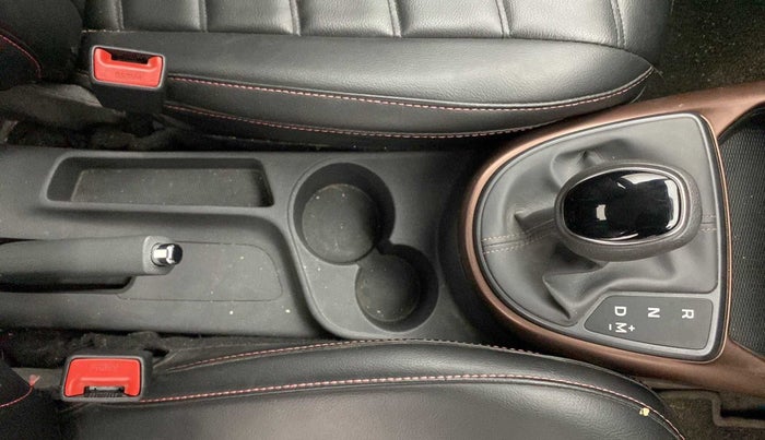 2022 Hyundai AURA SX PLUS 1.2 AMT, Petrol, Automatic, 37,286 km, Gear Lever