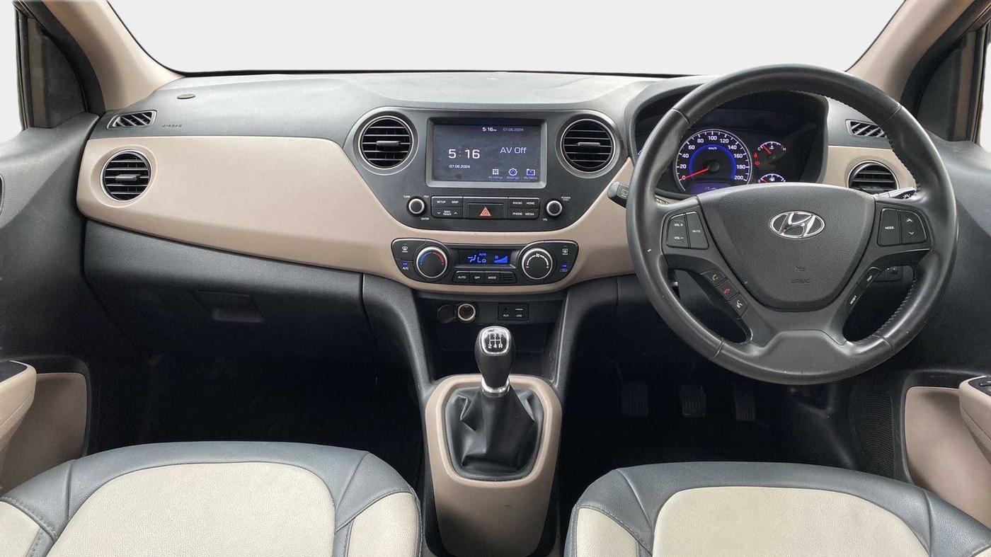 2017 Hyundai Grand i10 ASTA 1.2 KAPPA VTVT, Petrol, Manual, 45,448 km, Air Conditioner