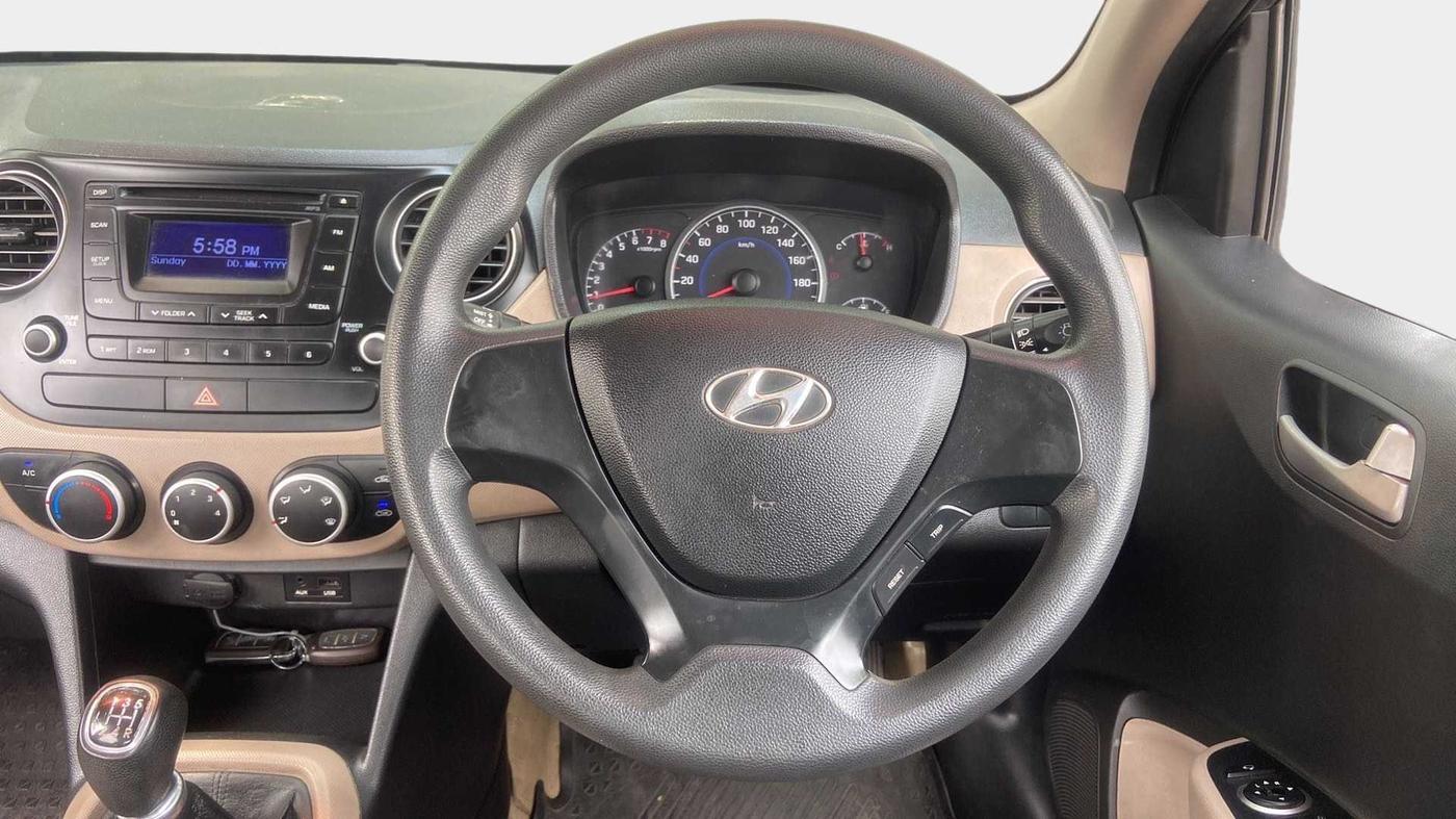 2014 Hyundai Grand i10 SPORTZ 1.2 KAPPA VTVT, Petrol, Manual, 60,546 km, Steering Wheel Close Up