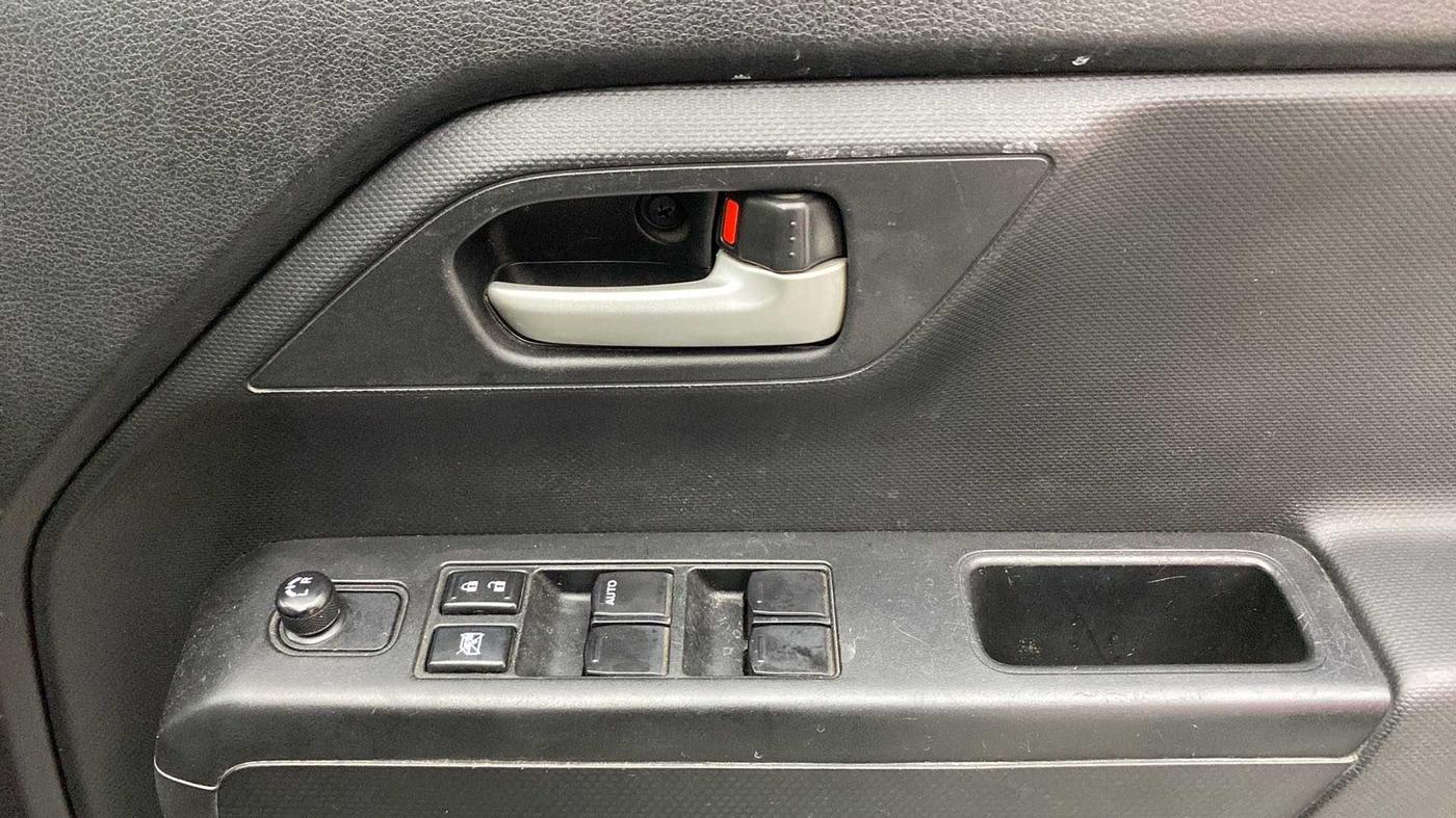 2019 Maruti New Wagon-R VXI 1.2, Petrol, Manual, 49,347 km, Driver Side Door Panels Control