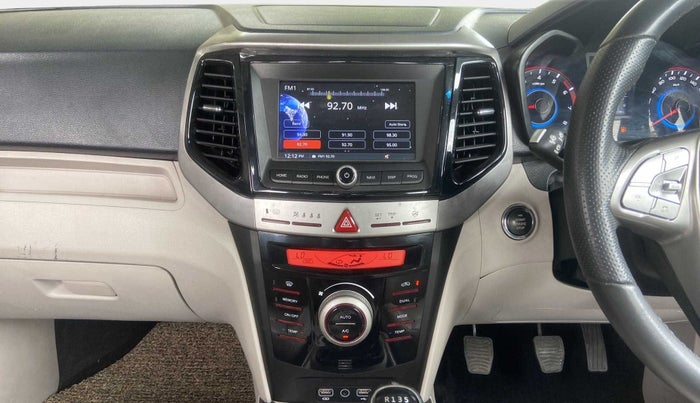 2021 Mahindra XUV300 W8 (O) 1.2 PETROL, Petrol, Manual, 21,374 km, Air Conditioner