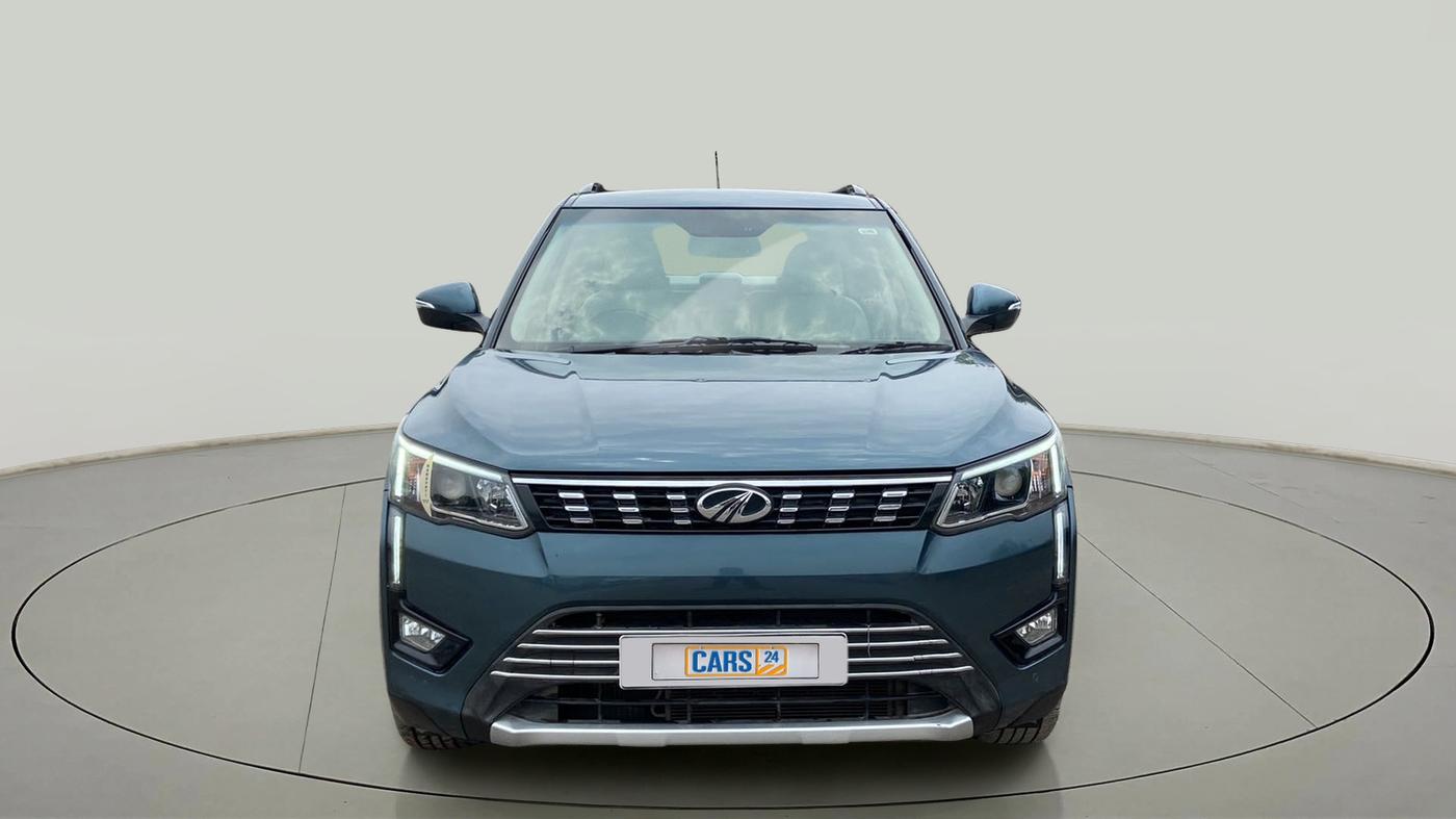 2021 Mahindra XUV300 W8 (O) 1.2 PETROL, Petrol, Manual, 21,374 km, Front