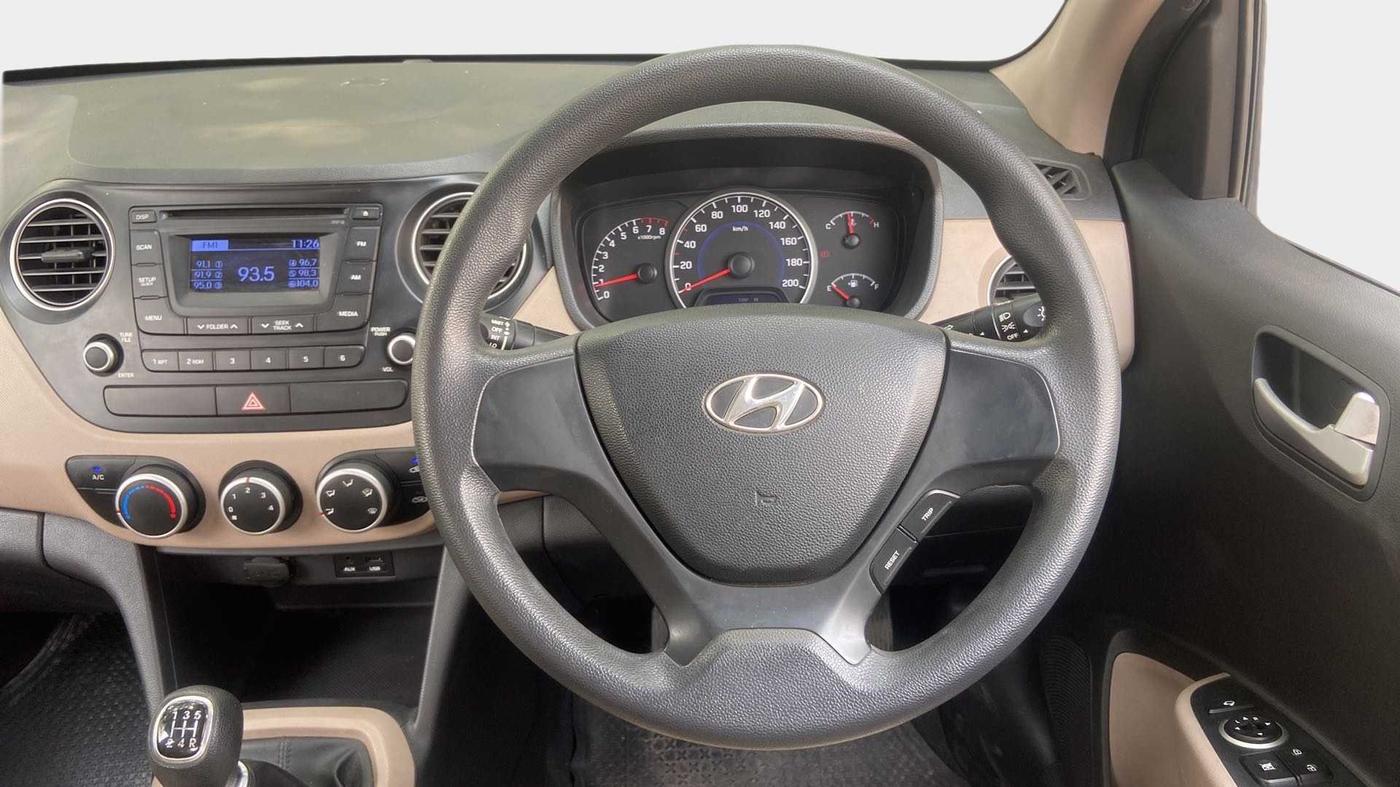 2014 Hyundai Grand i10 SPORTZ 1.2 KAPPA VTVT, Petrol, Manual, 24,833 km, Steering Wheel Close Up