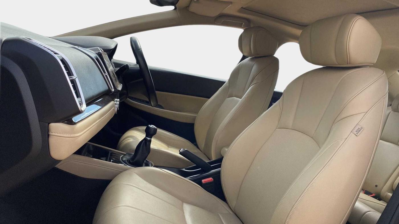 2022 Honda City 1.5L I-VTEC ZX, Petrol, Manual, 42,475 km, Right Side Front Door Cabin