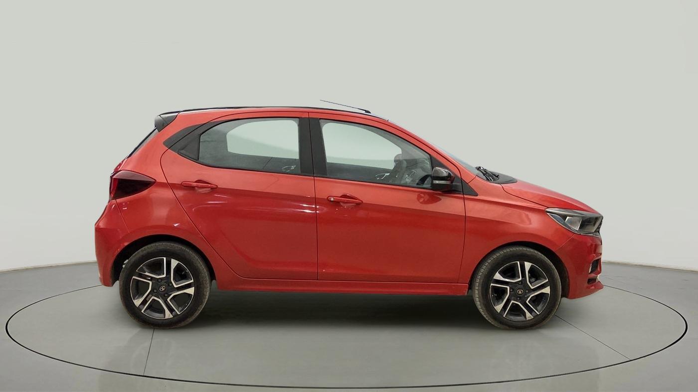 2020 Tata Tiago XZA PLUS DUAL TONE PETROL, Petrol, Automatic, 33,731 km, Right Side View