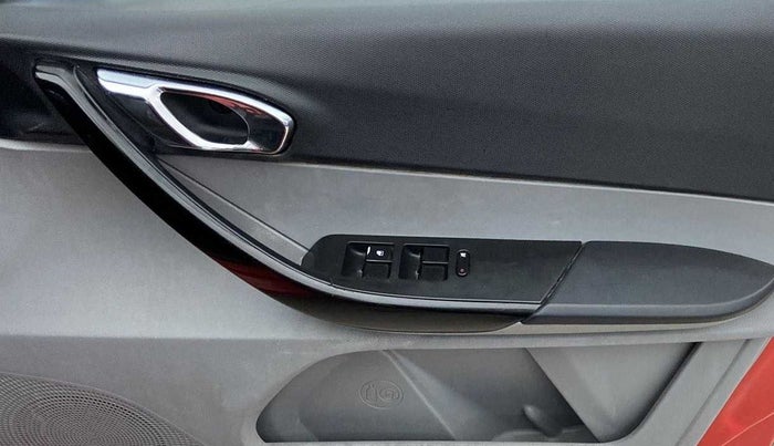 2020 Tata Tiago XZA PLUS DUAL TONE PETROL, Petrol, Automatic, 33,731 km, Driver Side Door Panels Control