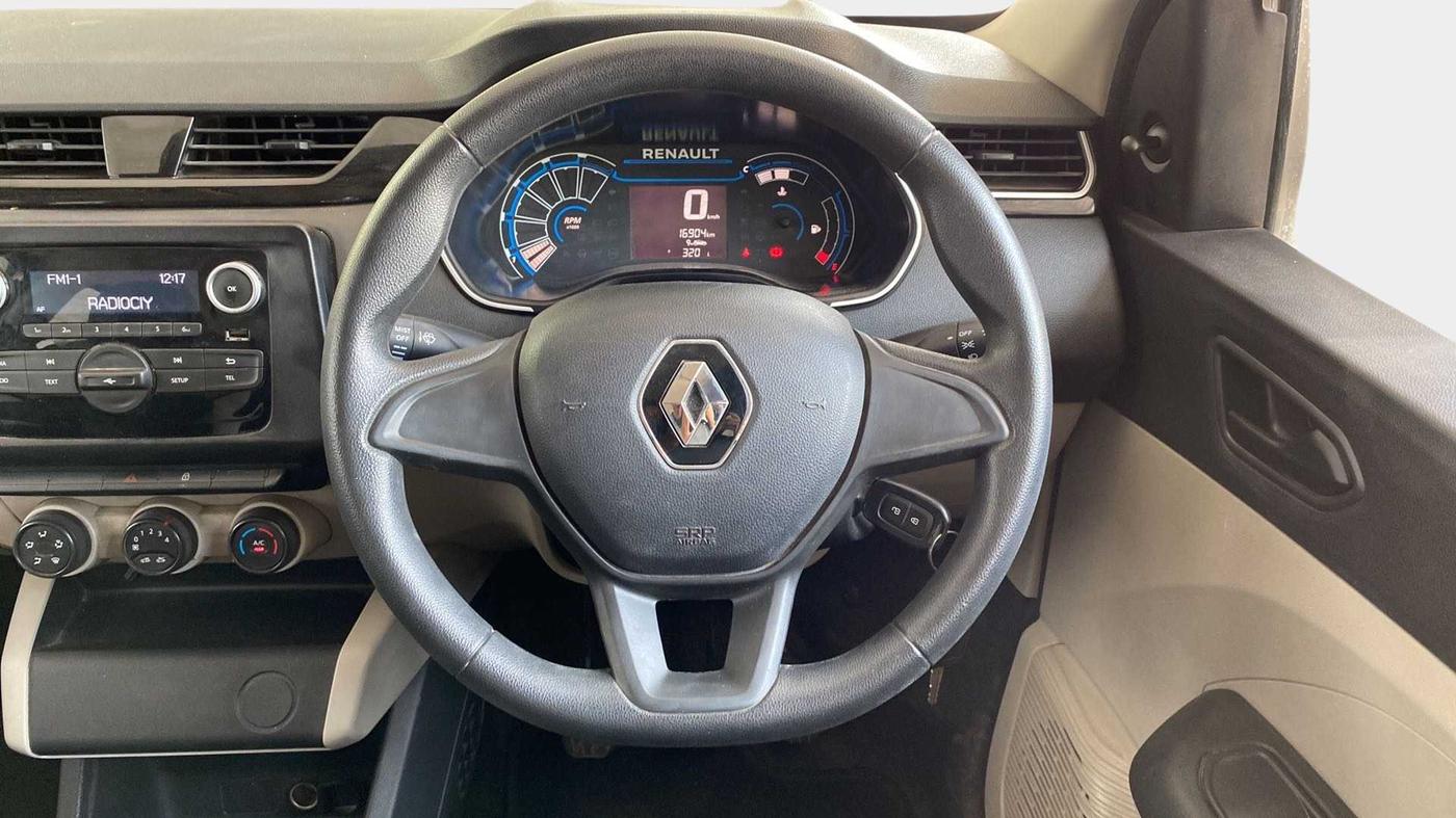 2020 Renault TRIBER RXL MT, Petrol, Manual, 16,901 km, Steering Wheel Close Up
