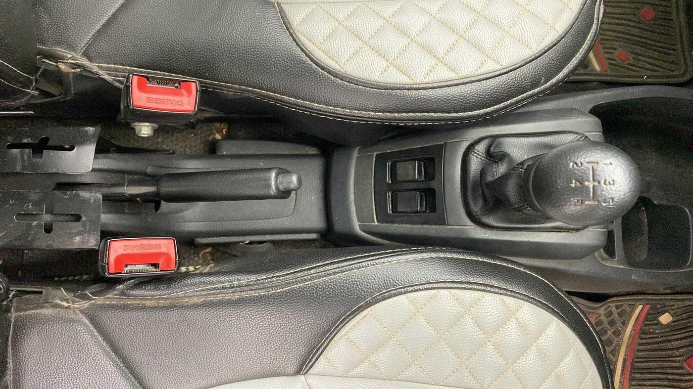 2018 Maruti Alto 800 VXI, Petrol, Manual, 55,517 km, Gear Lever