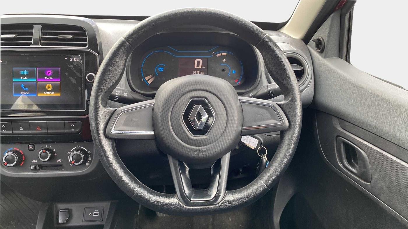 2021 Renault Kwid RXT 1.0 (O), Petrol, Manual, 14,309 km, Steering Wheel Close Up