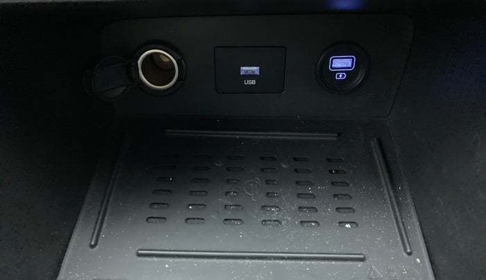 2020 Hyundai Creta 1.5 SX (O) AT, Petrol, Automatic, 50,551 km, Wireless Charger