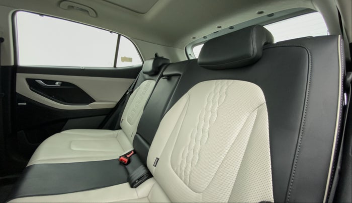 2020 Hyundai Creta 1.5 SX (O) AT, Petrol, Automatic, 50,551 km, Right Side Rear Door Cabin