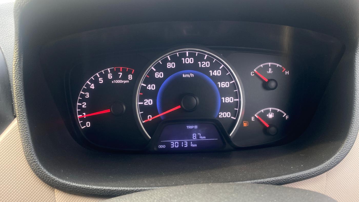 2016 Hyundai Grand i10 SPORTZ 1.2 KAPPA VTVT, Petrol, Manual, 30,122 km, Odometer Image