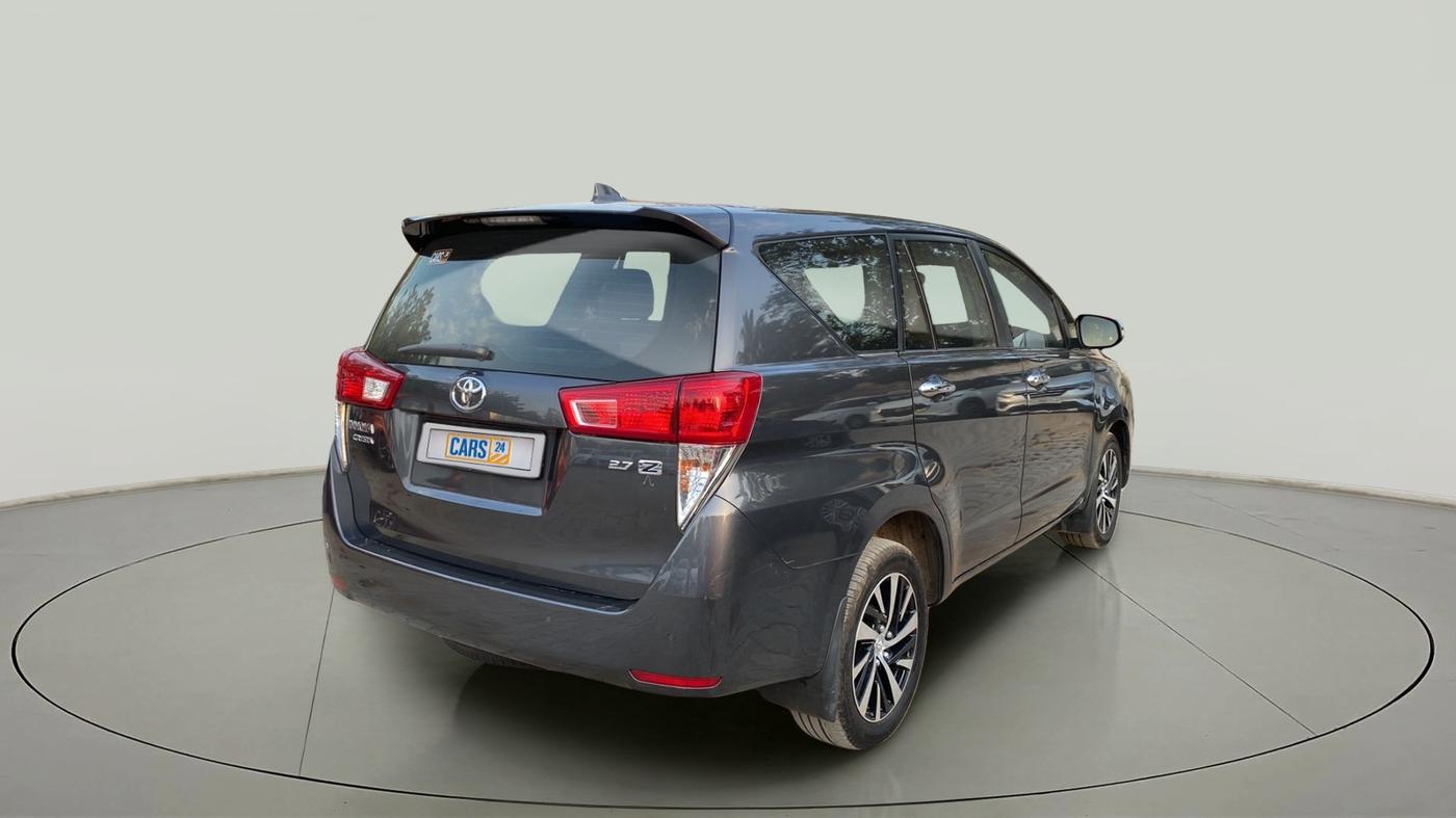 2022 Toyota Innova Crysta 2.7 ZX AT 7 STR, Petrol, Automatic, 14,291 km, Right Back Diagonal