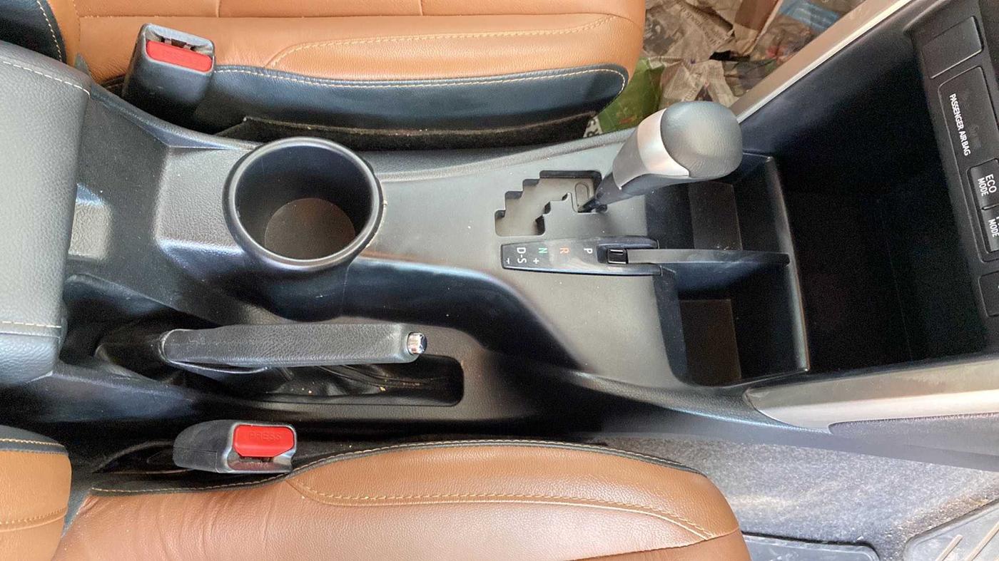 2022 Toyota Innova Crysta 2.7 ZX AT 7 STR, Petrol, Automatic, 14,291 km, Gear Lever