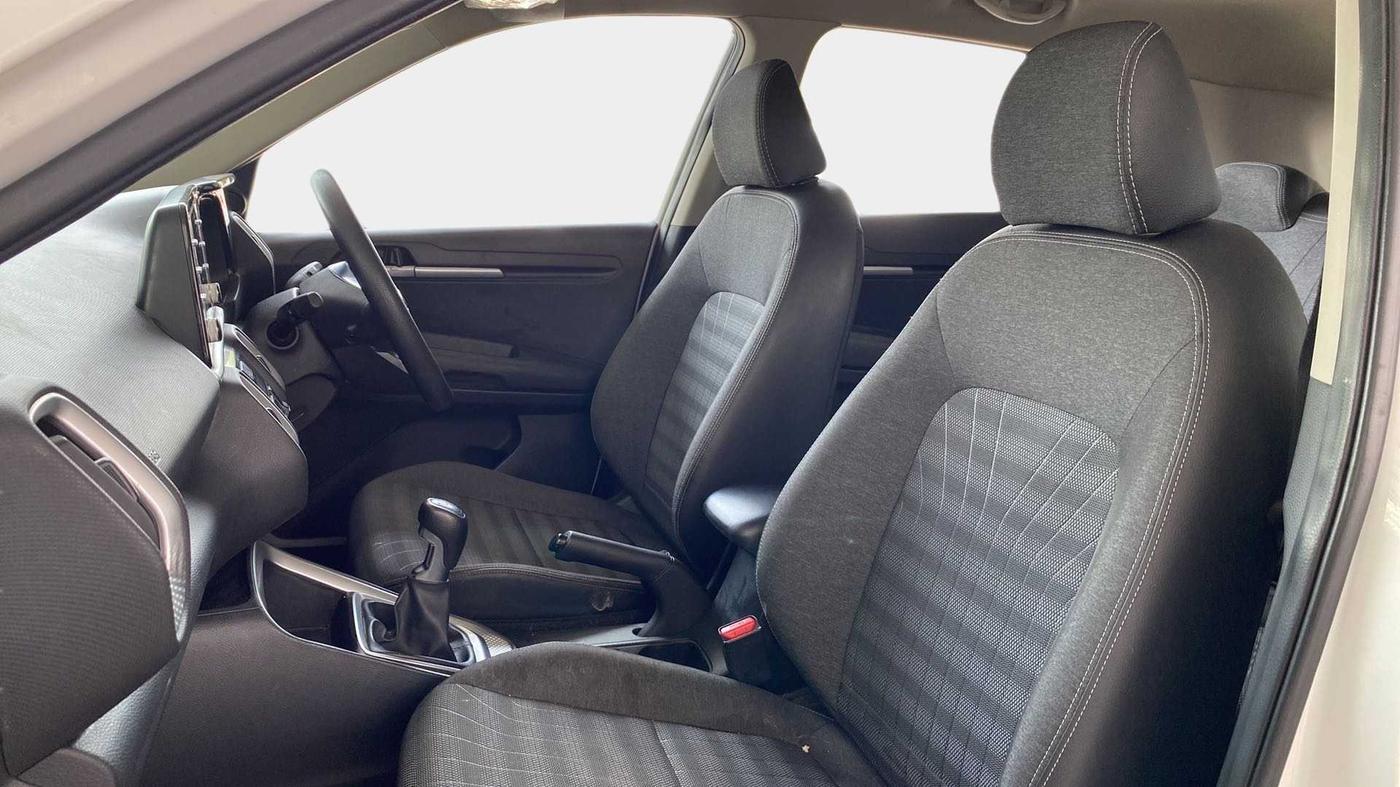 2020 KIA SONET HTK PLUS 1.0 IMT, Petrol, Manual, 19,568 km, Right Side Front Door Cabin