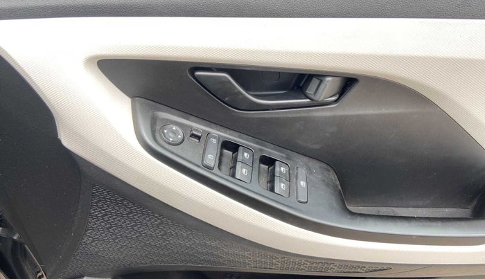 2022 Hyundai Creta EX 1.5 PETROL, Petrol, Manual, 21,373 km, Driver Side Door Panels Control