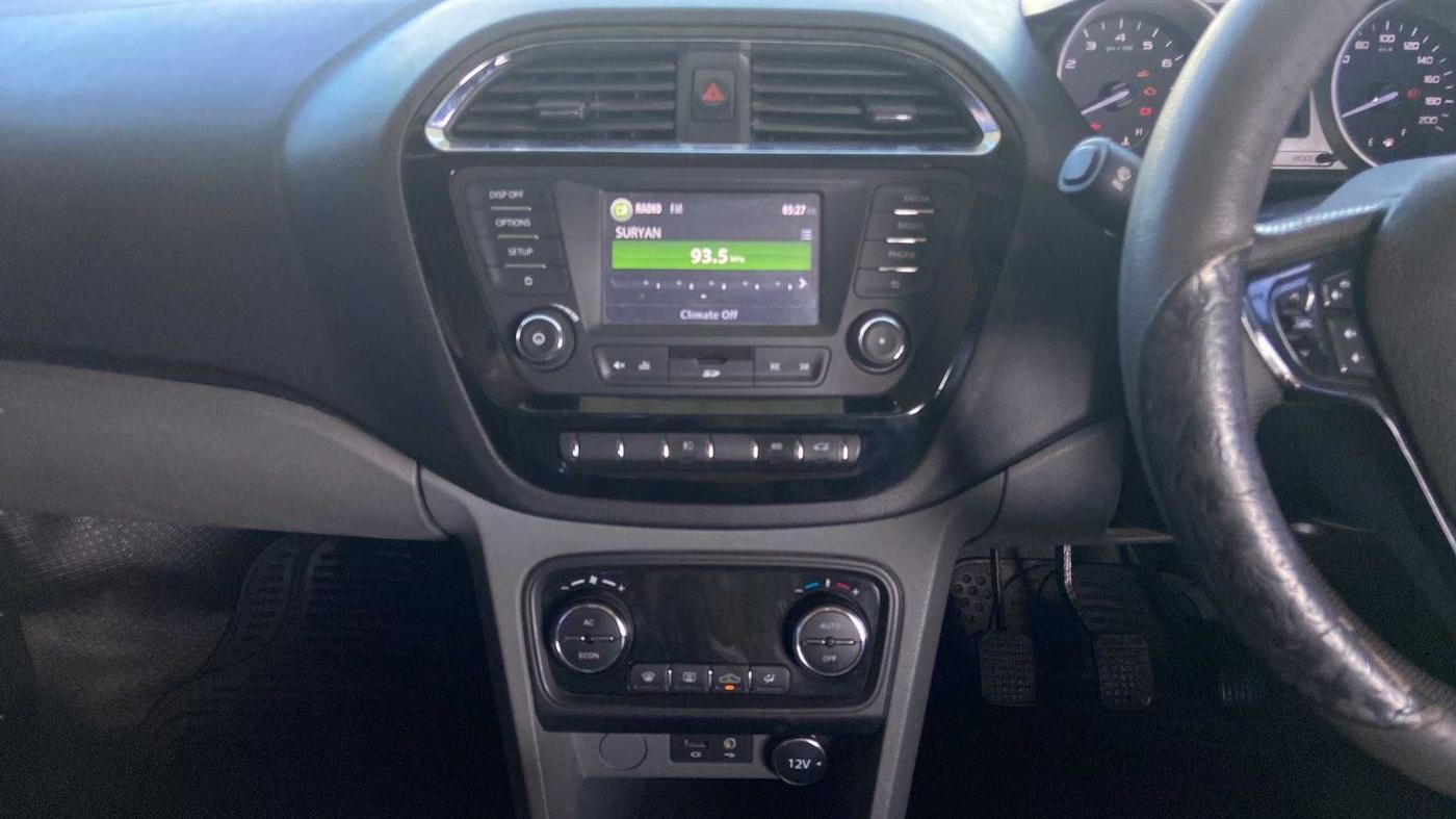 2018 Tata TIGOR XZ (O) PETROL, Petrol, Manual, 83,507 km, Air Conditioner