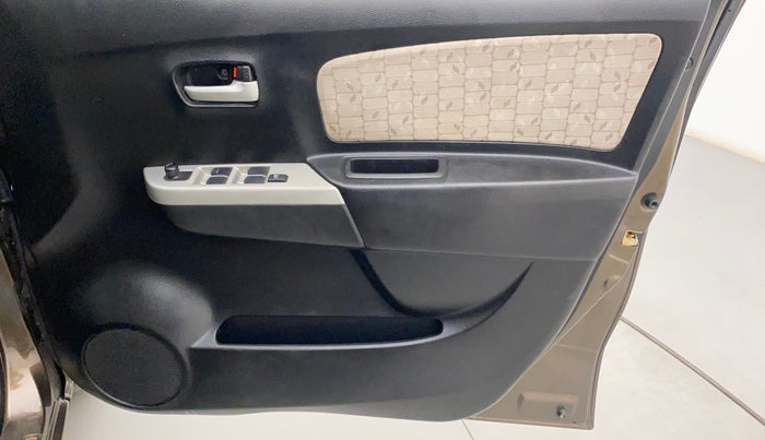 2014 Maruti Wagon R 1.0 VXI, Petrol, Manual, 50,189 km, Driver Side Door Panels Control