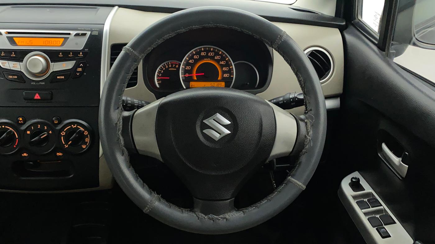 2014 Maruti Wagon R 1.0 VXI, Petrol, Manual, 50,189 km, Steering Wheel Close Up