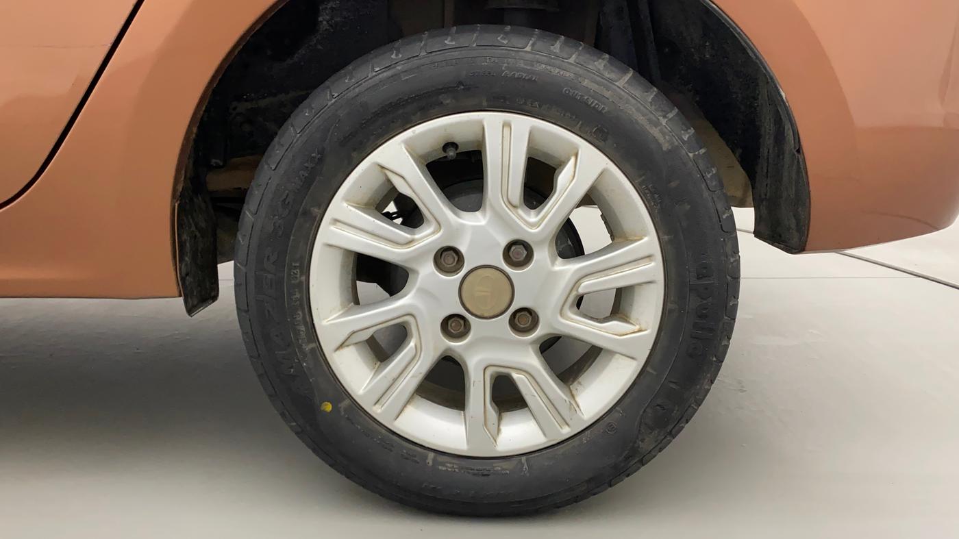 2018 Tata TIGOR XZ DIESEL, Diesel, Manual, 35,402 km, Left Rear Wheel