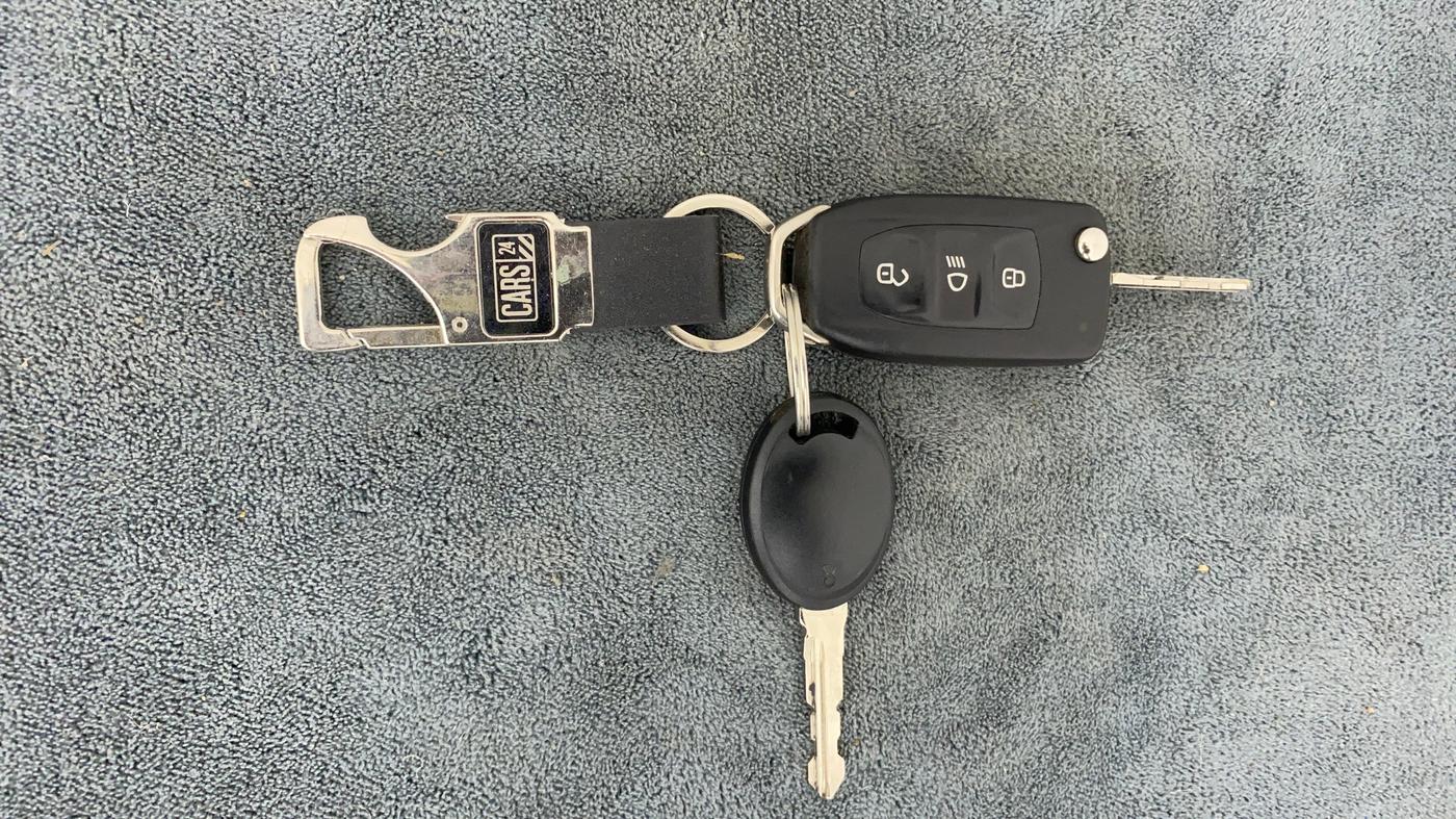 2018 Tata TIGOR XZ DIESEL, Diesel, Manual, 35,402 km, Key Close Up