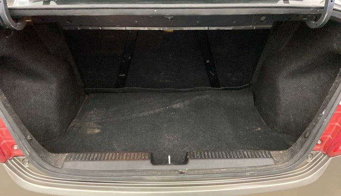 2017 Maruti Dzire VXI, Petrol, Manual, 86,199 km, Boot Inside