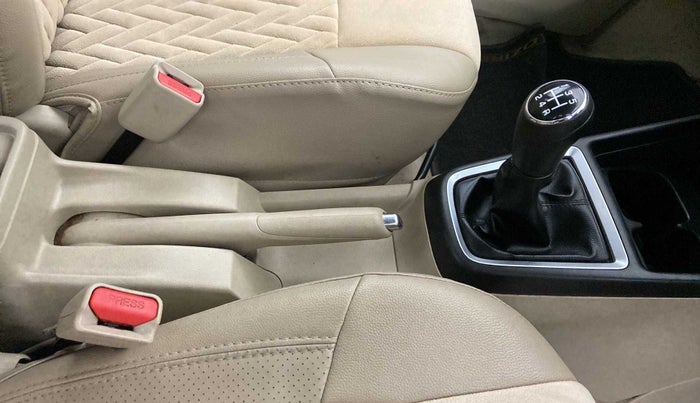 2017 Maruti Dzire VXI, Petrol, Manual, 86,199 km, Gear Lever