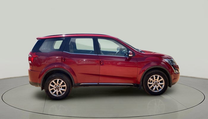 2018 Mahindra XUV500 W11 AT, Diesel, Automatic, 36,626 km, Right Side View