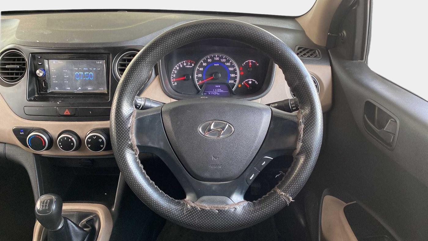 2018 Hyundai Grand i10 ERA 1.2 KAPPA VTVT, CNG, Manual, 41,419 km, Steering Wheel Close Up