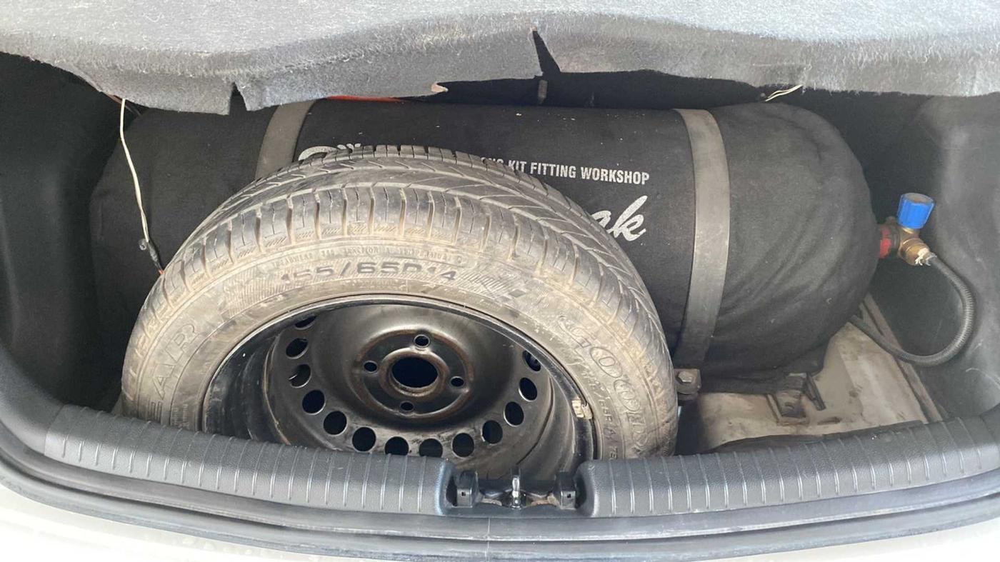 2018 Hyundai Grand i10 ERA 1.2 KAPPA VTVT, CNG, Manual, 41,419 km, Boot Inside