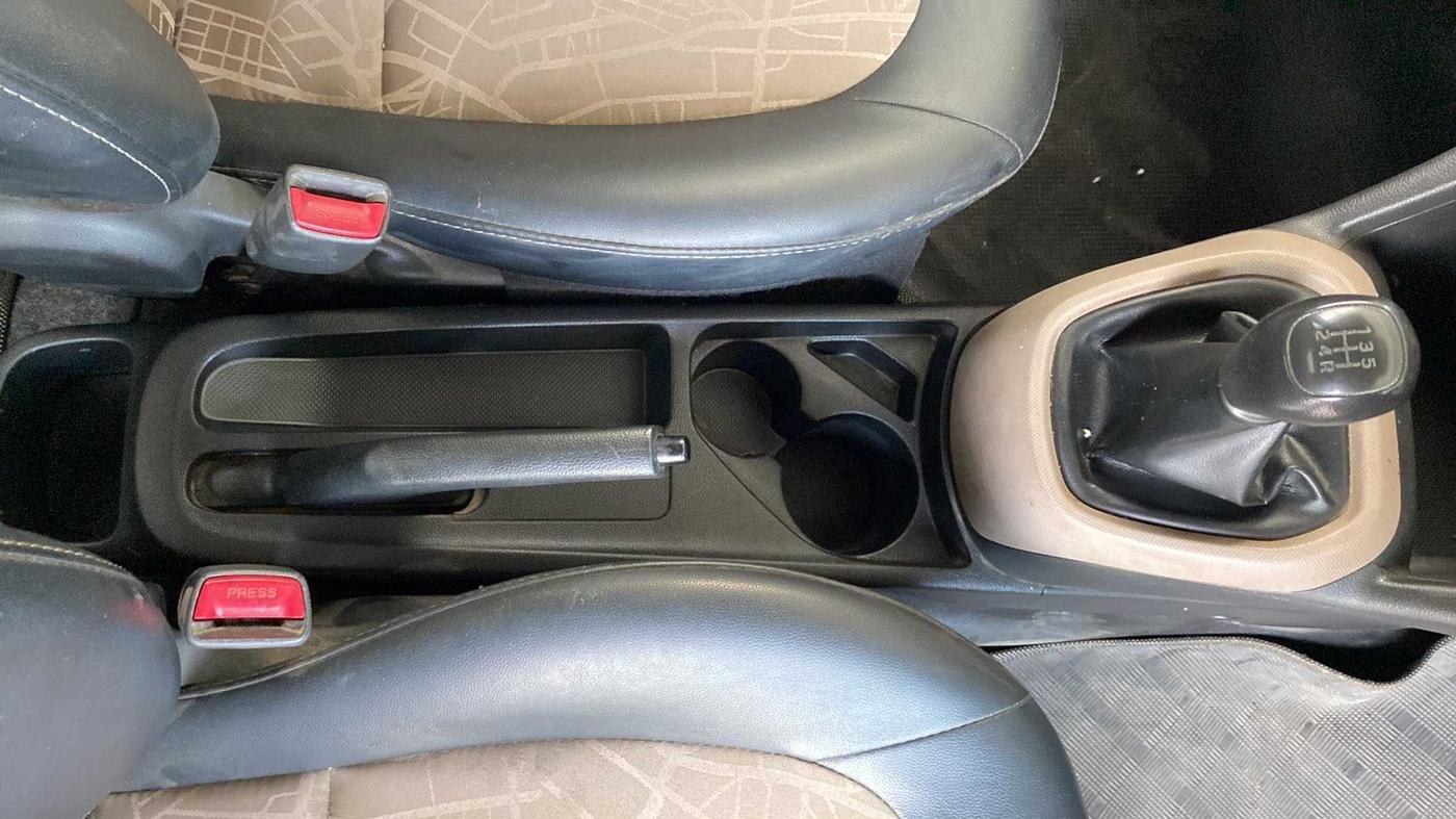 2018 Hyundai Grand i10 ERA 1.2 KAPPA VTVT, CNG, Manual, 41,419 km, Gear Lever