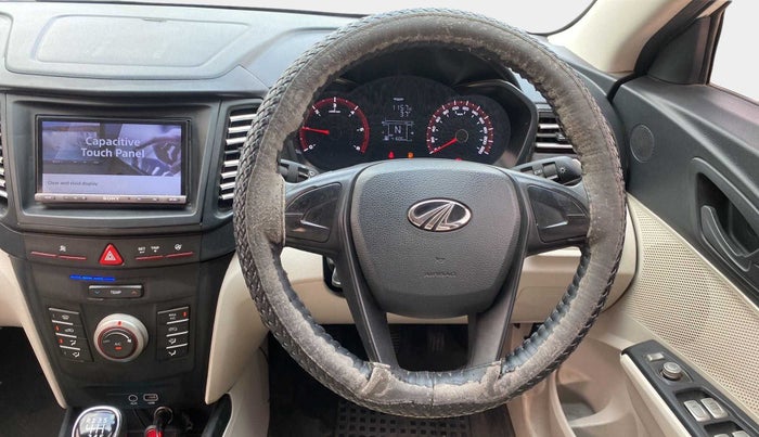 2019 Mahindra XUV300 W4 1.5 DIESEL, Diesel, Manual, 41,601 km, Steering Wheel Close Up