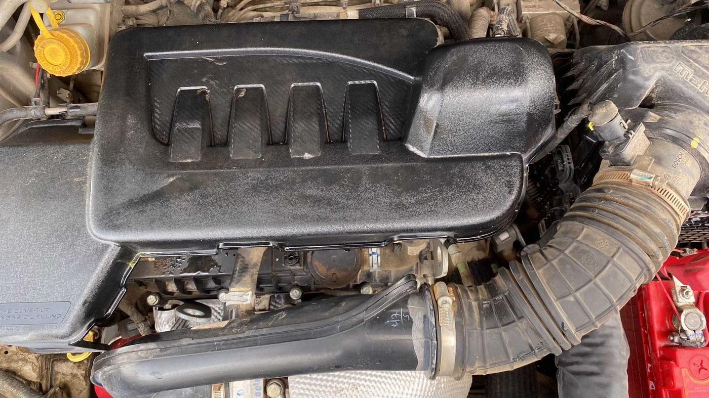 2019 Mahindra XUV300 W4 1.5 DIESEL, Diesel, Manual, 41,601 km, Open Bonet