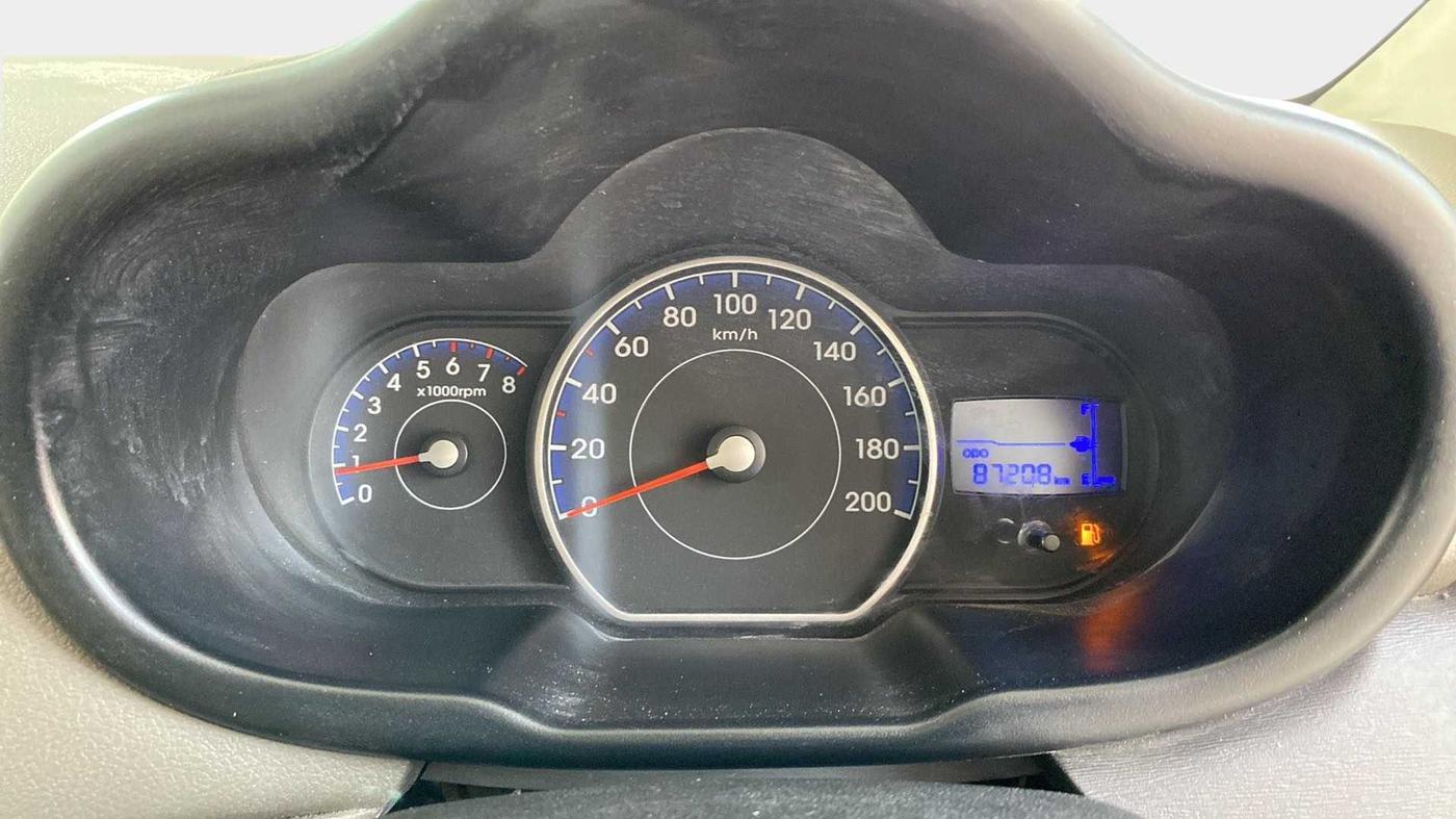 2014 Hyundai i10 MAGNA 1.1, CNG, Manual, 87,197 km, Odometer Image