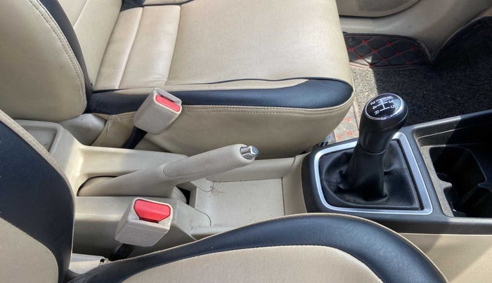 2021 Maruti Dzire VXI, Petrol, Manual, 31,876 km, Gear Lever