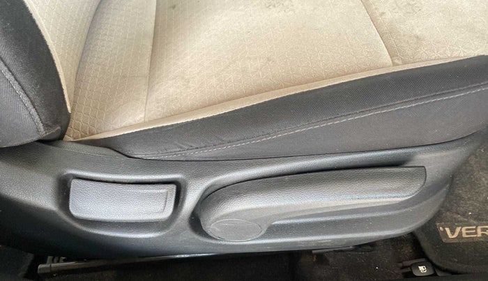 2019 Hyundai Verna 1.6 VTVT SX, Petrol, Manual, 15,047 km, Driver Side Adjustment Panel