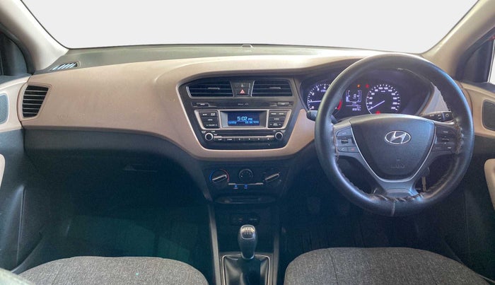 2016 Hyundai Elite i20 MAGNA 1.2, Petrol, Manual, 80,868 km, Dashboard