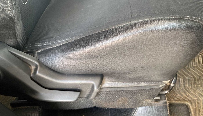 2017 Maruti IGNIS DELTA 1.2 AMT, Petrol, Automatic, 37,900 km, Driver Side Adjustment Panel