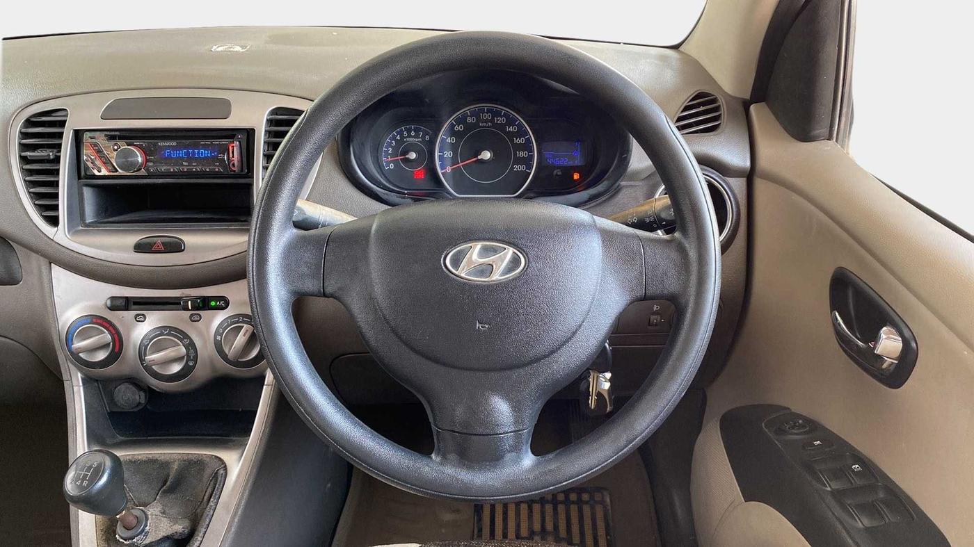 2012 Hyundai i10 MAGNA 1.2, Petrol, Manual, 44,660 km, Steering Wheel Close Up